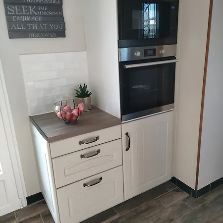 La Reposee Apartment *