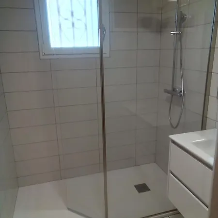 La Reposee * Larchamp